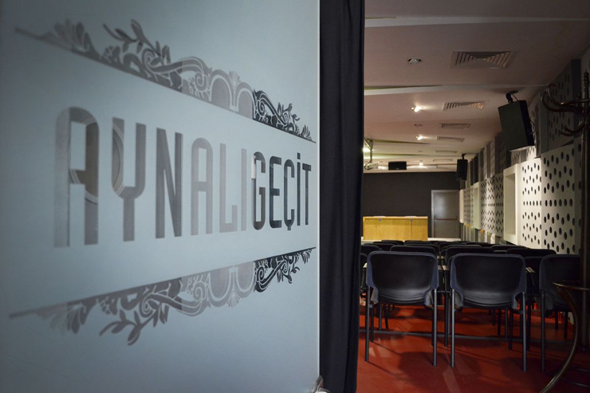 Bu Kalabalığı Hatırla Belgesel Gösterimi