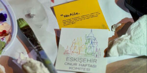 “2025 nefreti kuşananların değil, pırıl pırıl umudunla senin yılın Lubunya!”